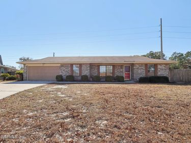 822 ASHWOOD Court, Orange Park, FL 32065