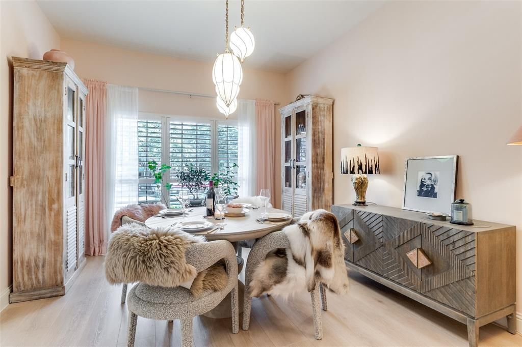 10433 High Hollows Drive, Unit 117, Dallas, TX 75230 Main Photo