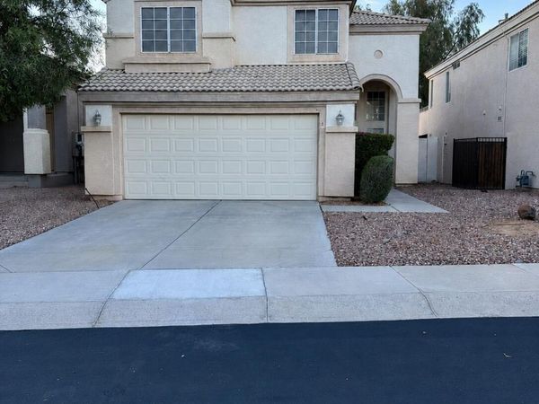 13590 W DESERT FLOWER Drive, Goodyear, AZ 85395