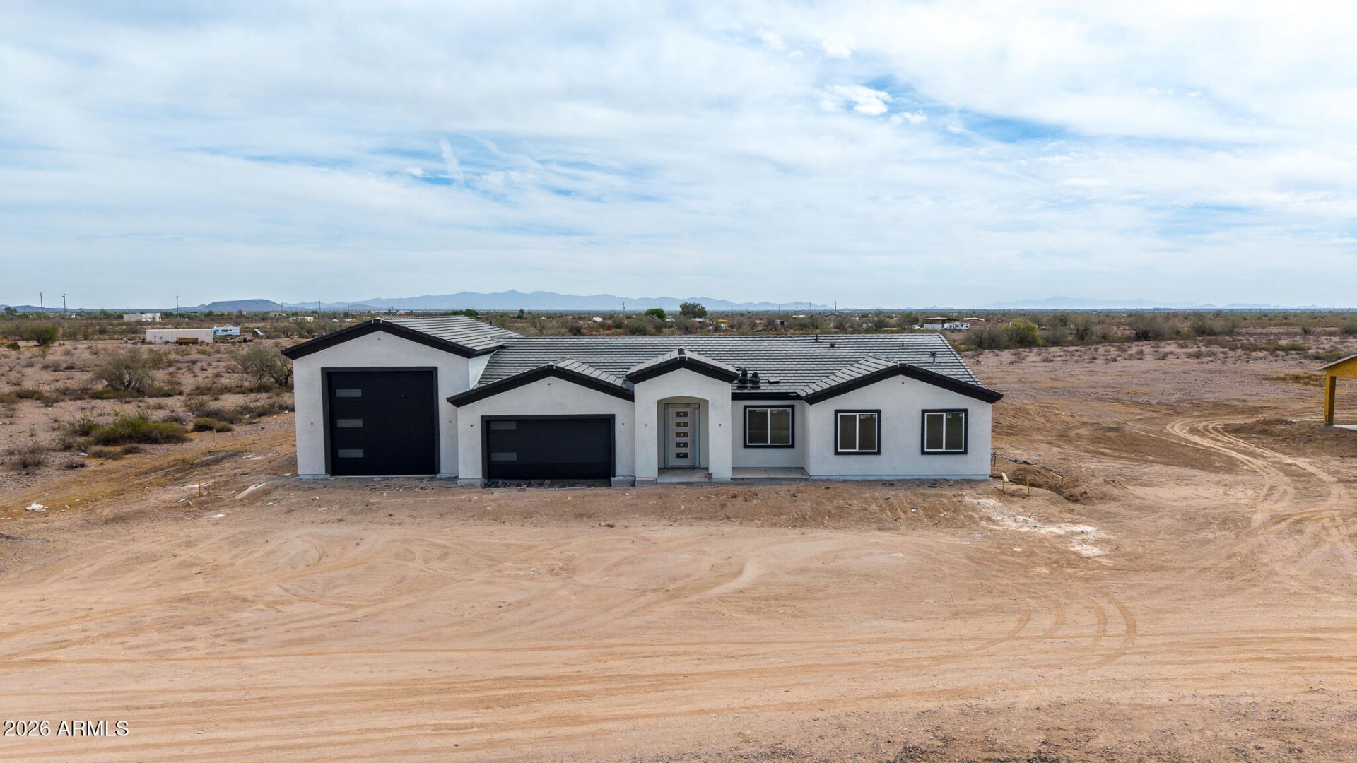 5853 N 425th Avenue, Tonopah, AZ 85354 Main Photo