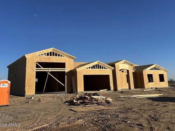 5853 N 425th Avenue, Tonopah, AZ 85354