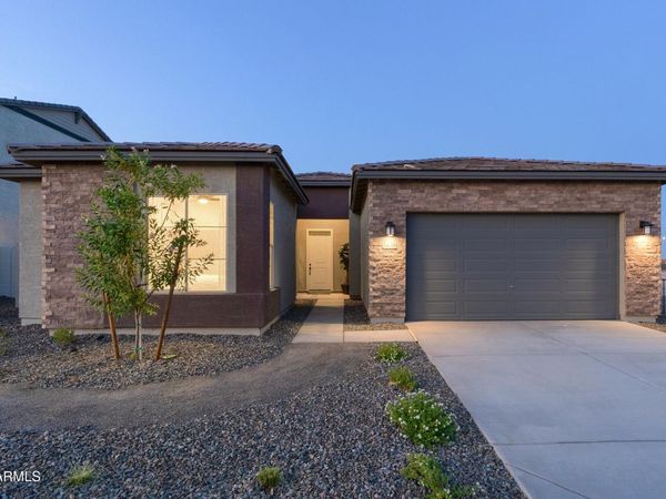 5547 N 191ST Drive, Litchfield Park, AZ 85340