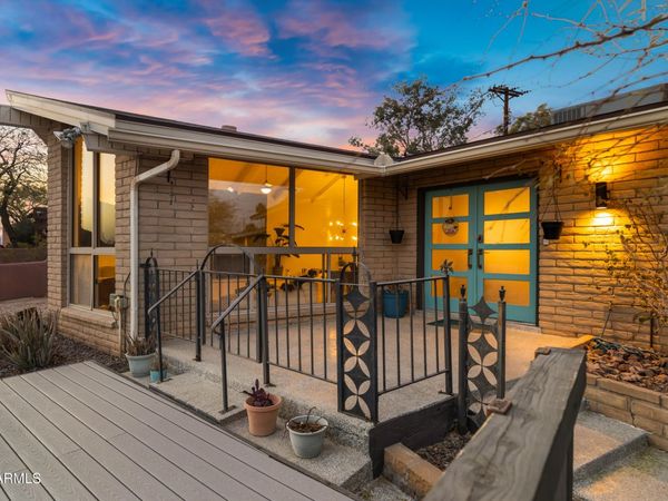 2306 N 55TH Street, Phoenix, AZ 85008