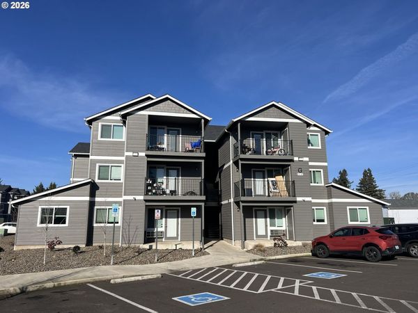 972 N 2ND ST, Unit 84, Jefferson, OR 97352