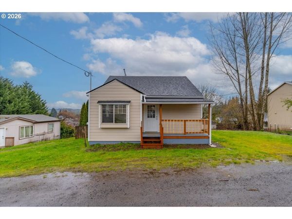 175 NW 3RD ST, Willamina, OR 97396