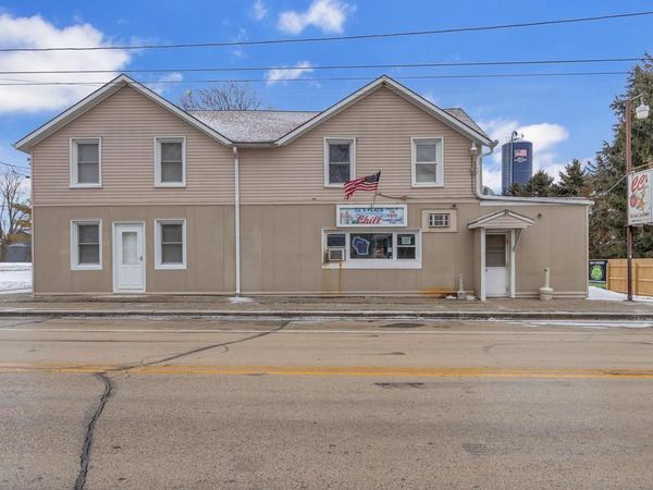 8892 County Highway W, Allenton, WI 53002