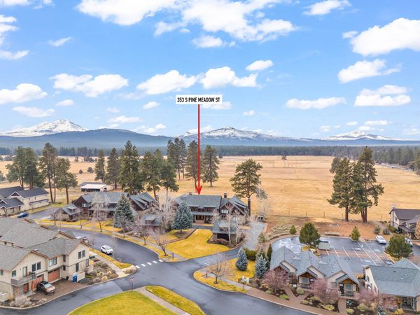 353 S Pine Meadow Street, Unit #8, Sisters, OR 97759