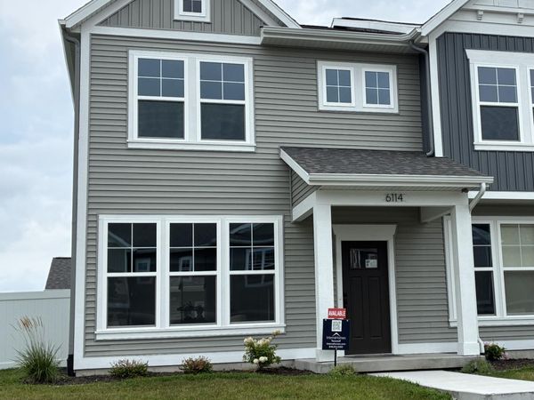 6114 Stahl Drive, Unit 16, Spring Lake, MI 49456