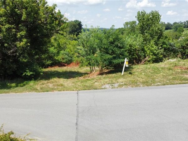 LOT 7 Windcrest Dr, Cecil, PA 15321