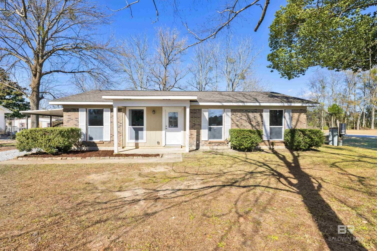 83 Fincher Lane, Loxley, AL 36551 Main Photo