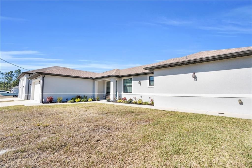 1113 Elegans St E, Lehigh Acres, FL 33974 Photo