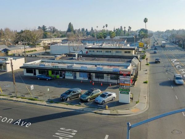 1026 Mchenry Ave, Modesto, CA 95350