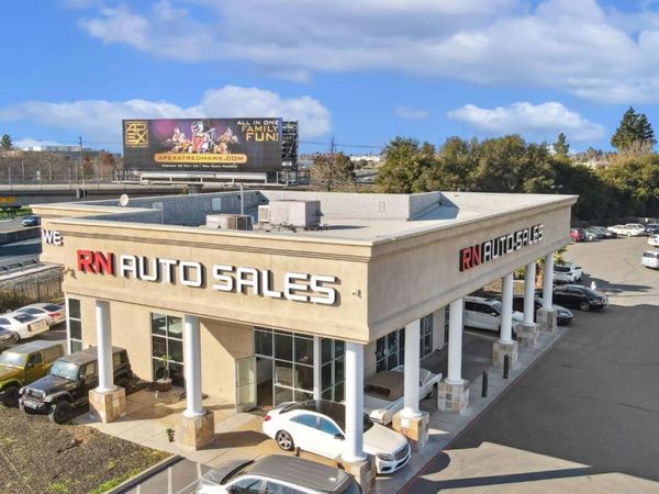 7900 E Stockton Blvd, Sacramento, CA 95823