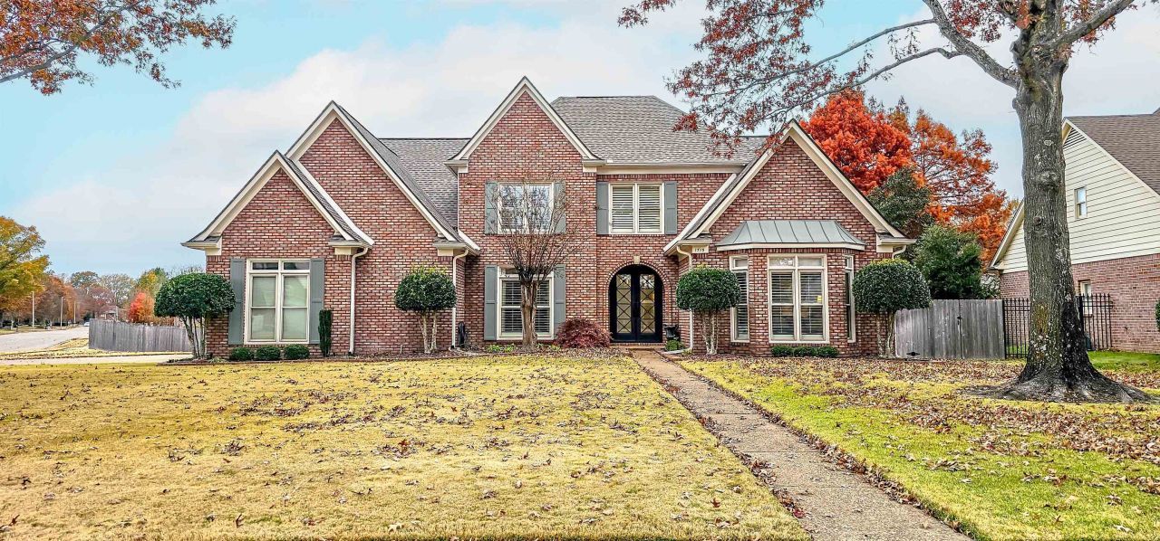 1715 John Ridge Dr, Collierville, TN 38017 Main Photo
