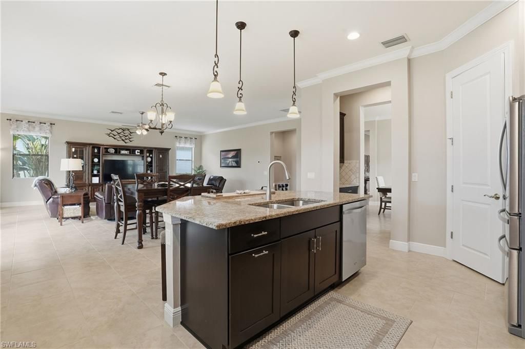 4609 Abaca Cir, Naples, FL 34119 Photo