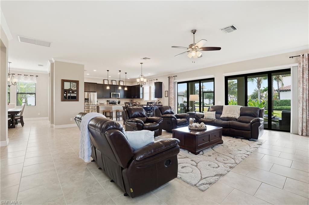 4609 Abaca Cir, Naples, FL 34119 Photo