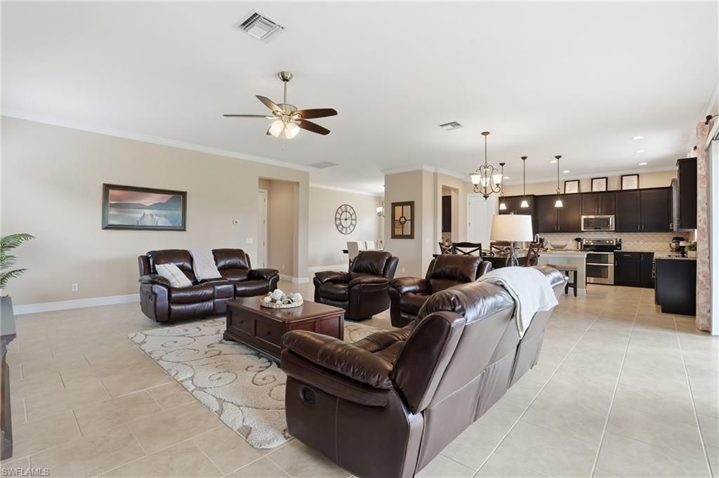 4609 Abaca Cir, Naples, FL 34119 Photo