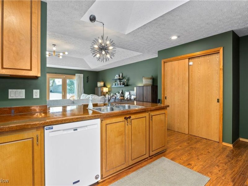 33125 Tanager Court, North Ridgeville, OH 44039 Photo 12