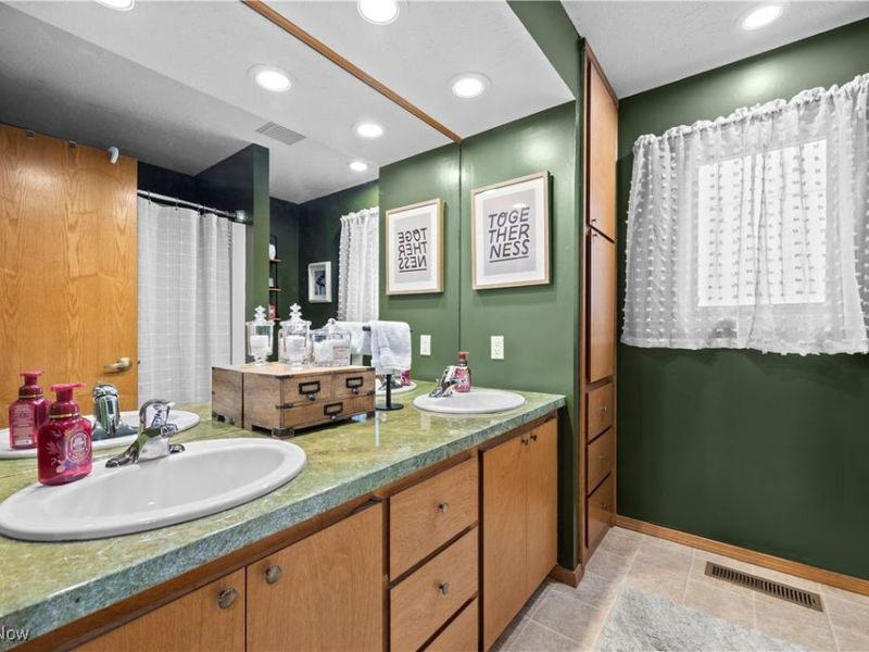 33125 Tanager Court, North Ridgeville, OH 44039 Photo 26