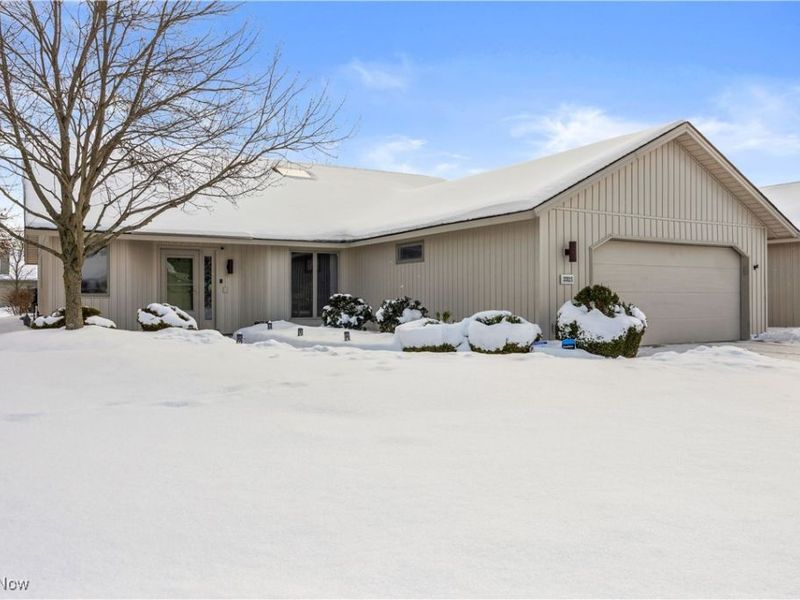 33125 Tanager Court, North Ridgeville, OH 44039 Photo 3