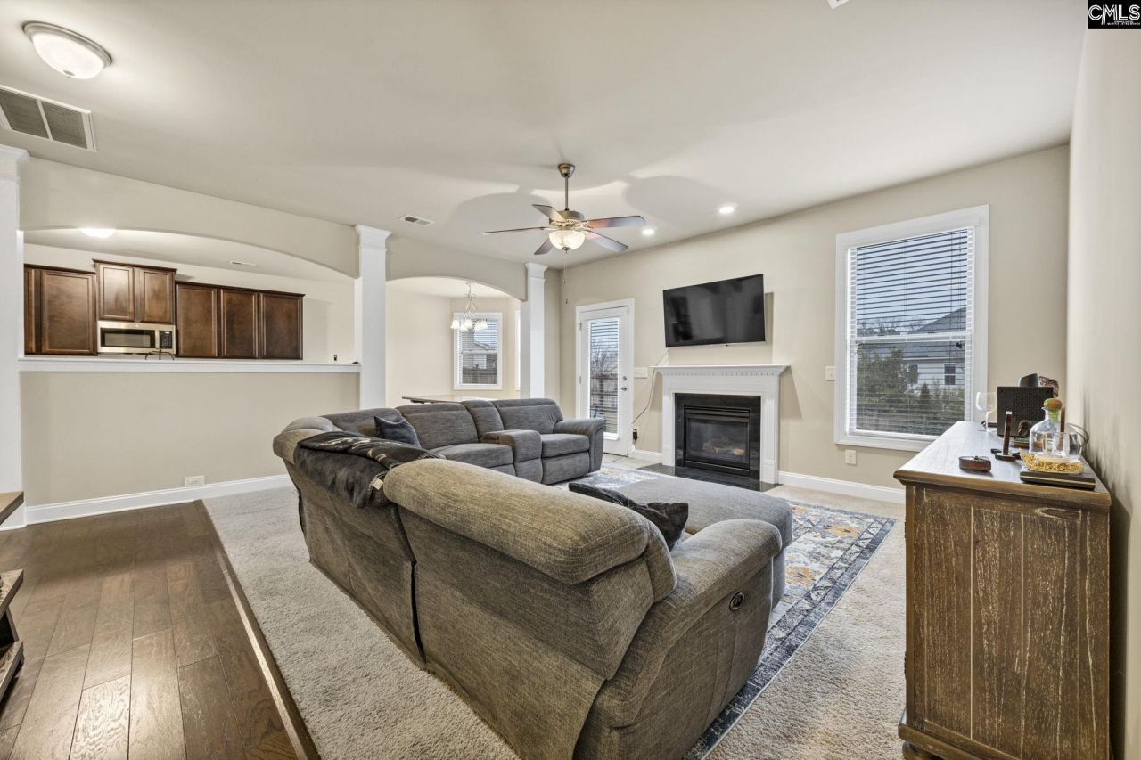 463 Bronze Drive Photo 10