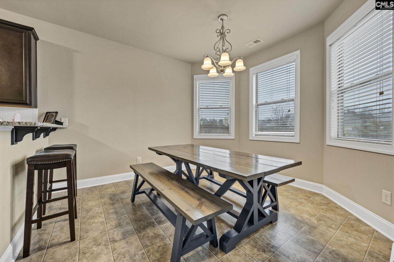 463 Bronze Drive Photo 12