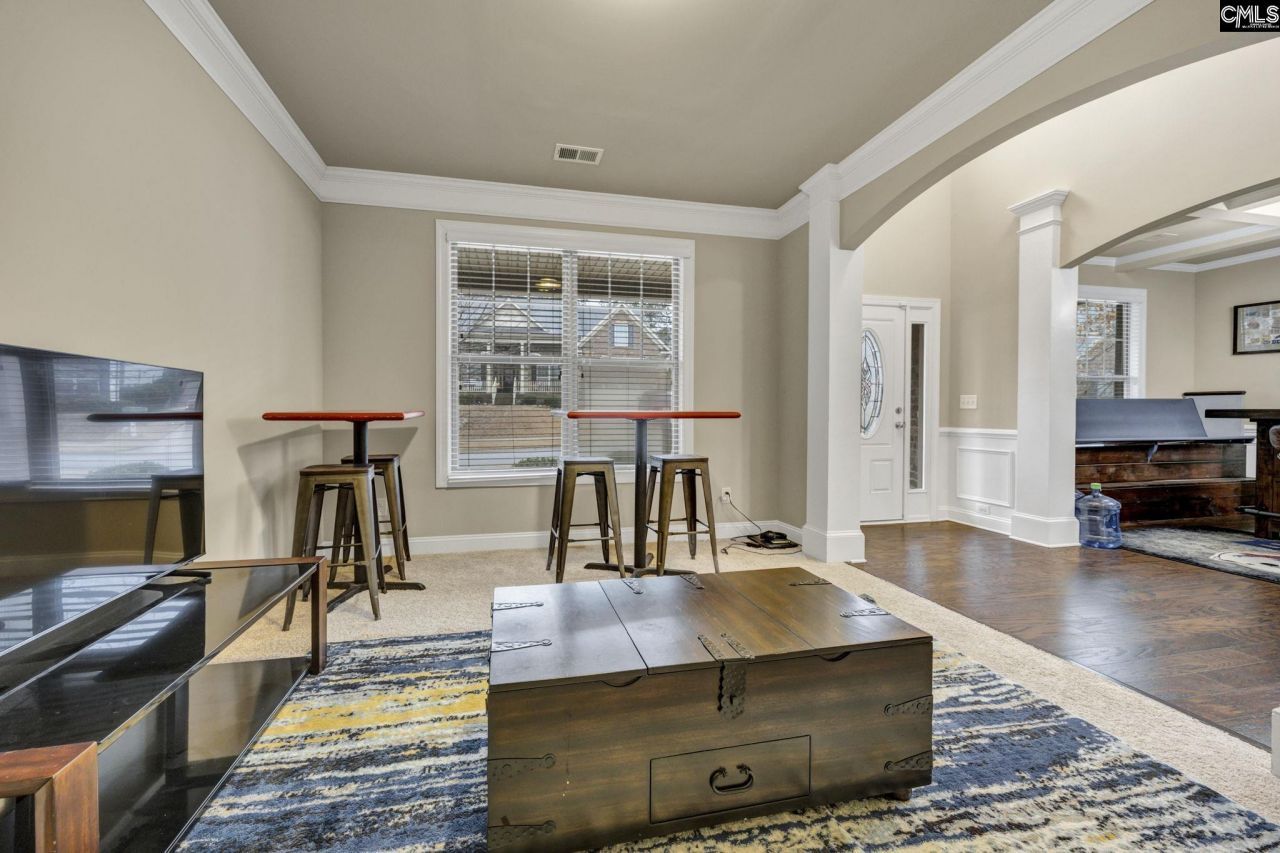 463 Bronze Drive Photo 6