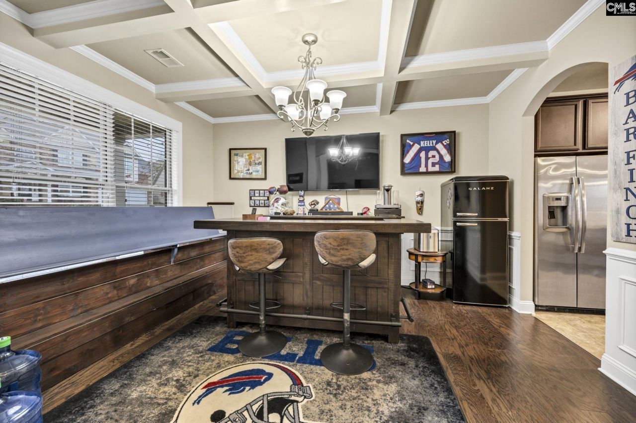 463 Bronze Drive Photo 7