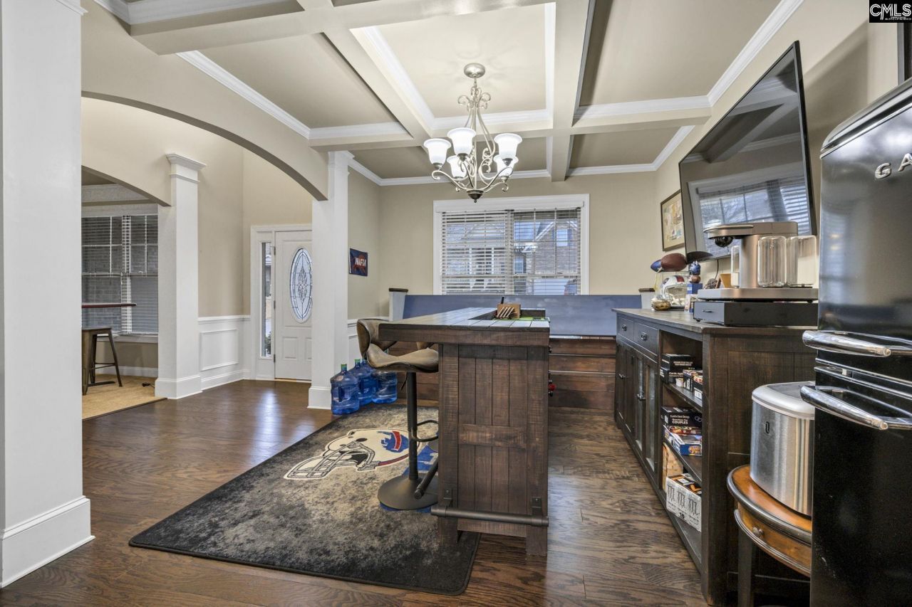 463 Bronze Drive Photo 8