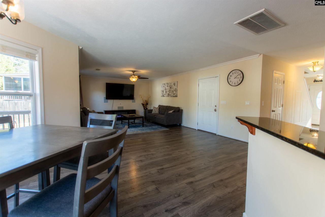 424 Maypop Ln  Photo 10