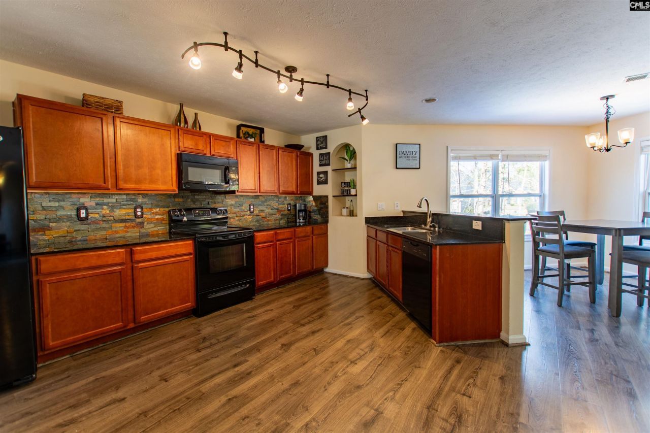 424 Maypop Ln  Photo 8