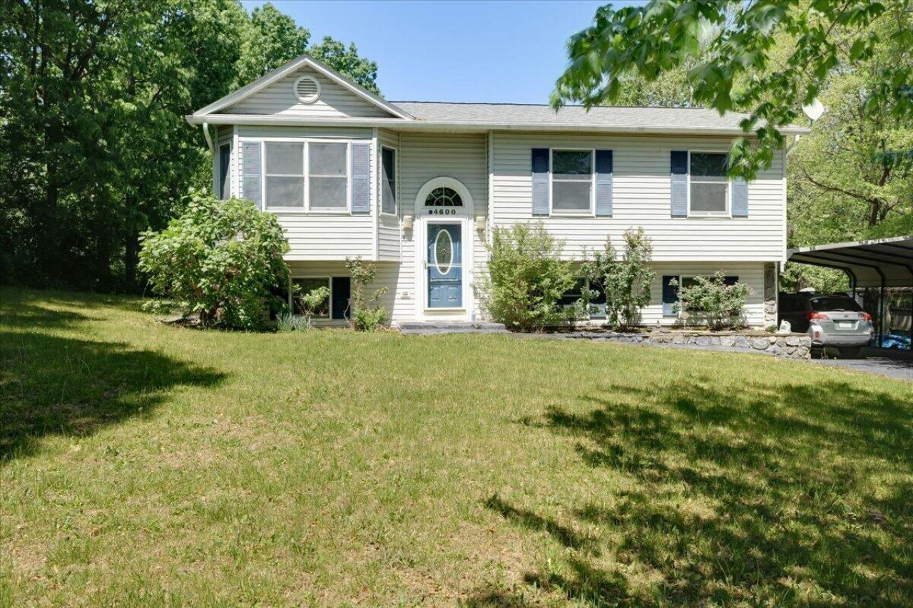 4600 Tobey Rd, Salem, VA 24153 Main Photo
