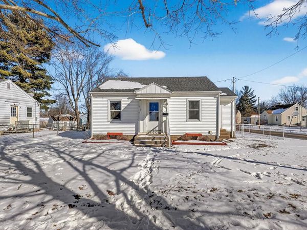 1739 Tremont Drive, Beloit, WI 53511