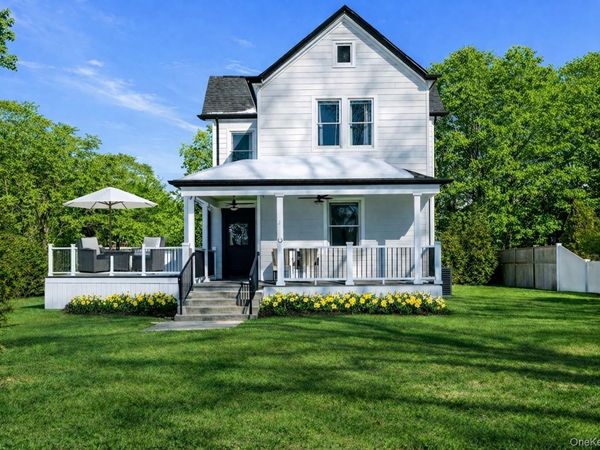 235 Cemetery Road, East Marion, NY 11939