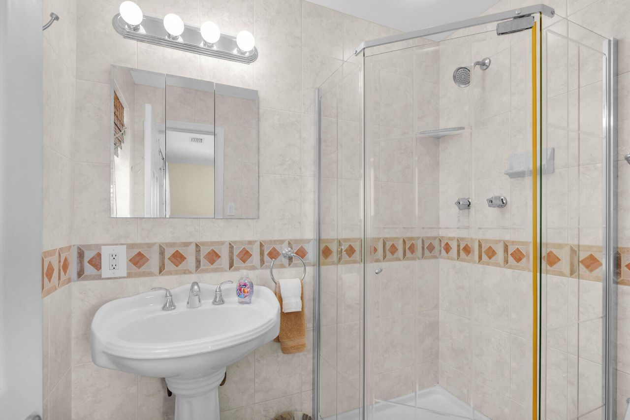 668 89th Street Ocean, Marathon, FL 33050 Photo