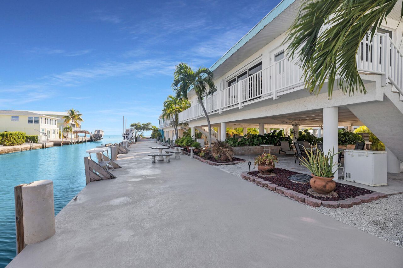 668 89th Street Ocean, Marathon, FL 33050 Photo