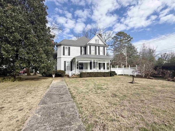 738 Nellie Ave, Florence, AL