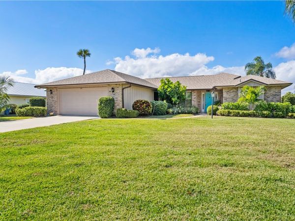 345 W Forest Trail, Vero Beach, FL 32962