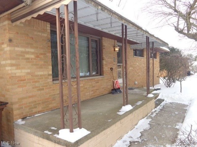 9989 Albion Road, North Royalton, OH 44133 Photo 2