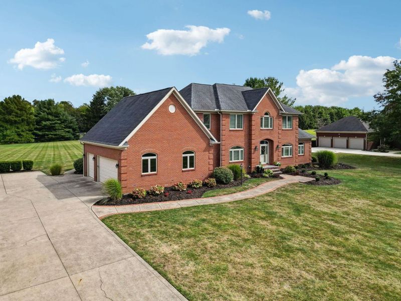 6772 Ohio Canal Court NW, Canal Winchester, OH 43110 Photo 4