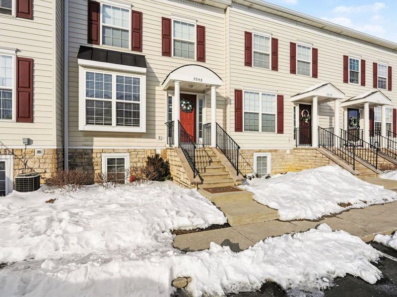 7048 Monarchos Drive, Unit 16, New Albany, OH 43054 Photo 25