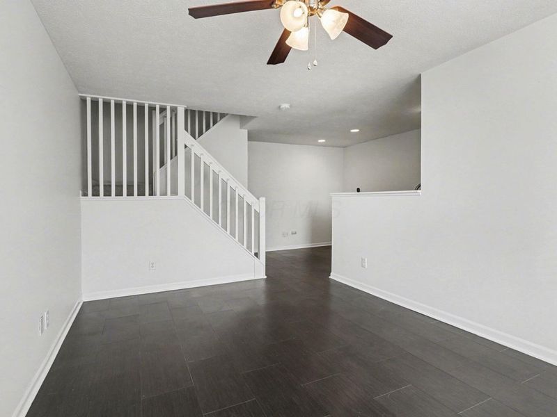 7048 Monarchos Drive, Unit 16, New Albany, OH 43054 Photo 8