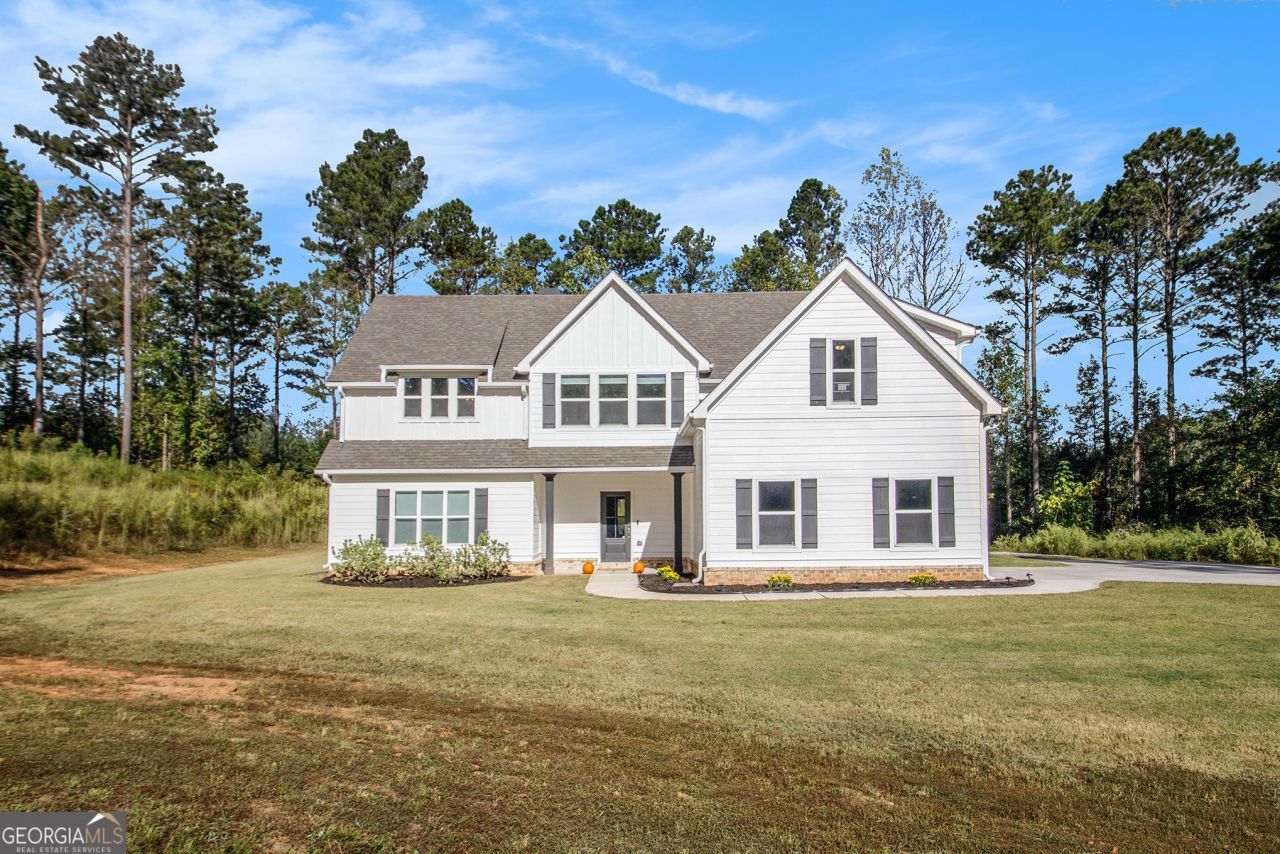 196 Beavers Road, Grantville, GA 30220 Main Photo