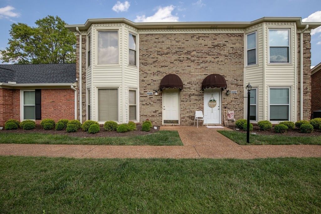 2113 River Chase Dr, Murfreesboro, TN 37128 Main Photo
