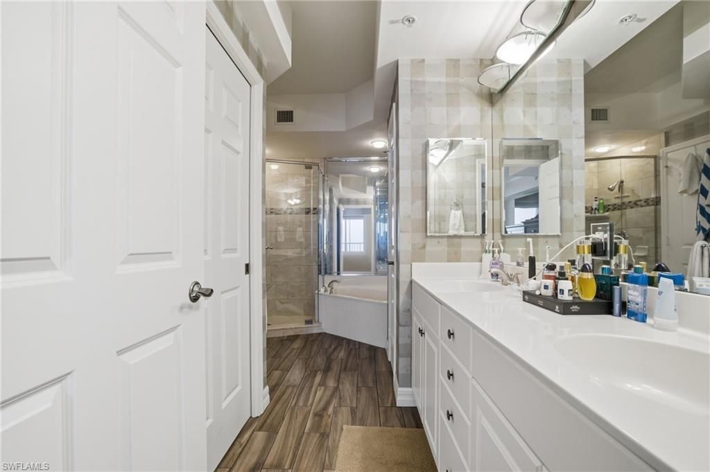 2797 1st St, Unit 503, Fort Myers, FL 33916 Photo