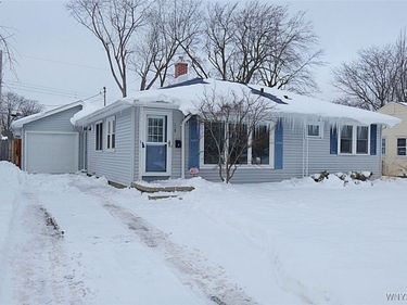 109 Pearce Dr, Amherst, NY 14226