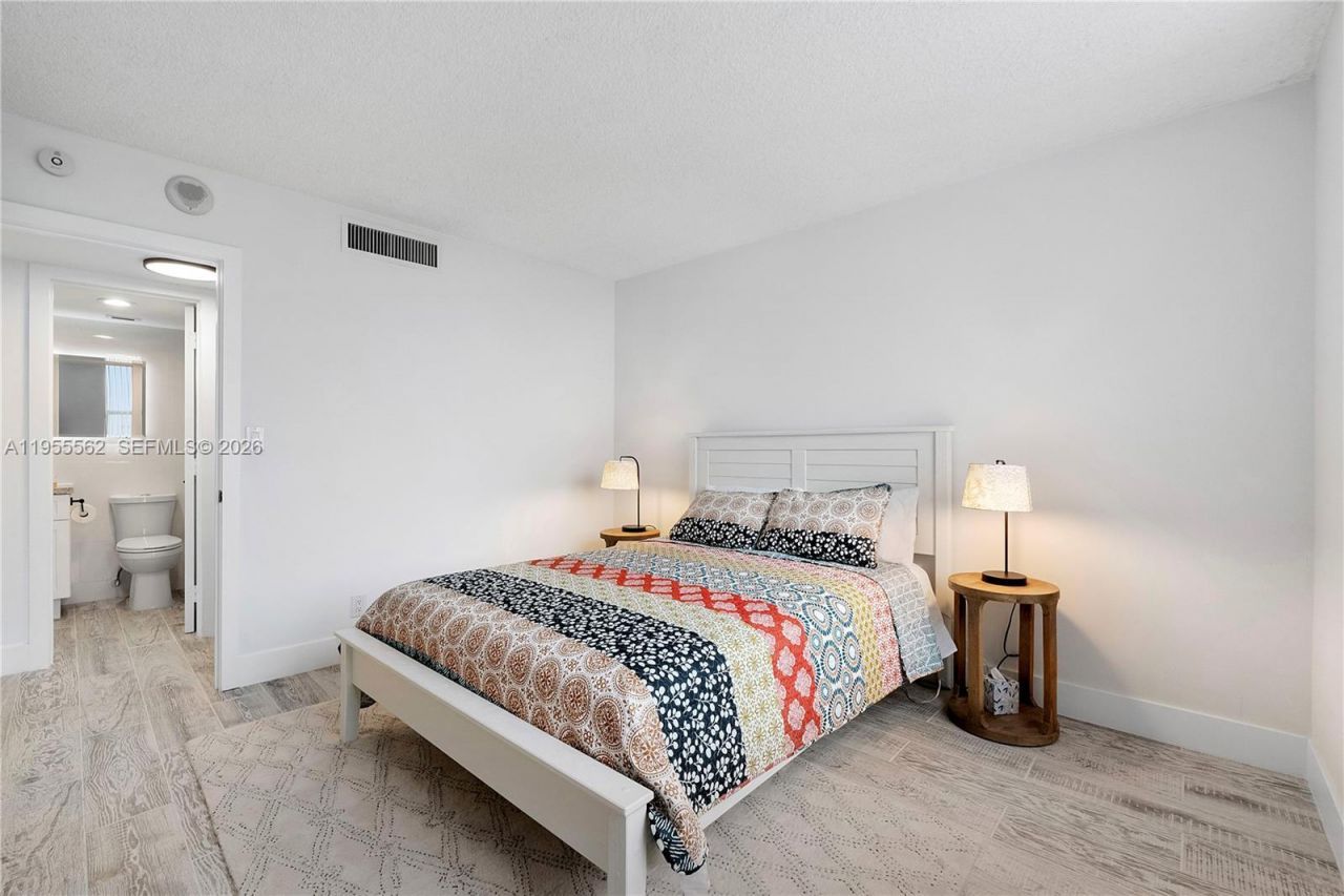 2639 N Riverside Dr, Unit 806, Pompano Beach, FL 33062 Photo