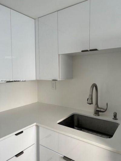 2903 Point East Dr, Unit K611, Aventura, FL 33160 Photo