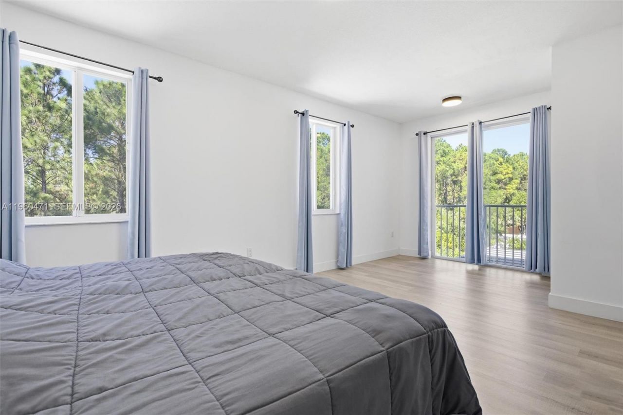 18350 SW 139th Path , Miami, FL 33177 Photo