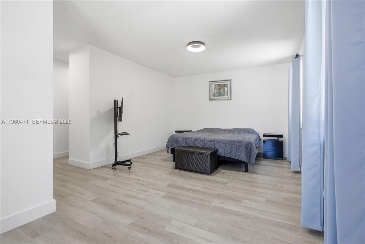 18350 SW 139th Path , Miami, FL 33177 Photo